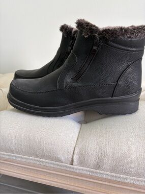 Black Fur-Trim Ankle Boots - Men